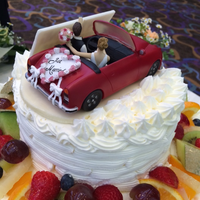新大阪近くにある新大阪江坂東急reiさんのウエディングケーキに 大阪の結婚式情報